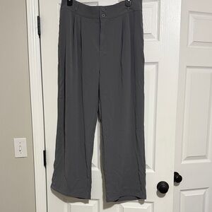 HALARA Straight Leg Pants in Charcoal Gray